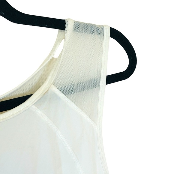 Lululemon Sculpt Tank White SZ Medium - Picture 10 of 13